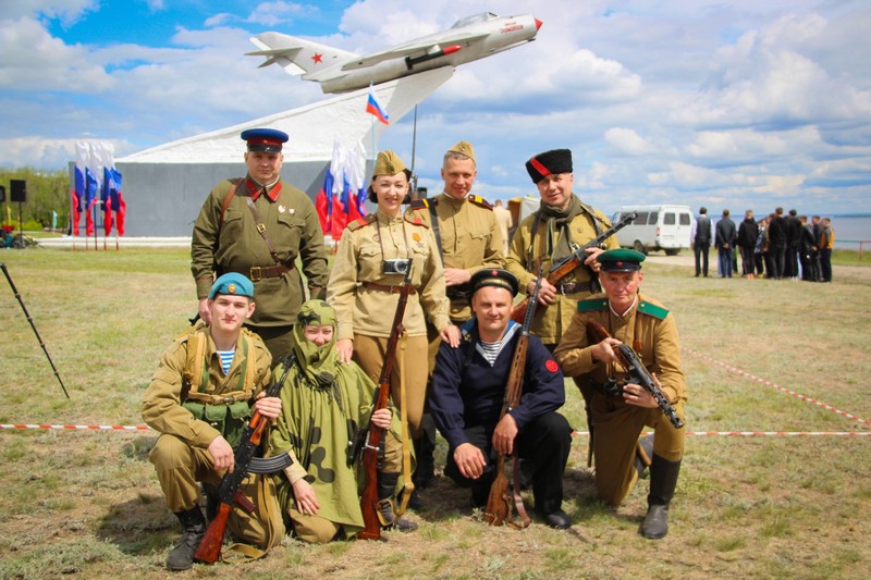 Нашим героям слава.