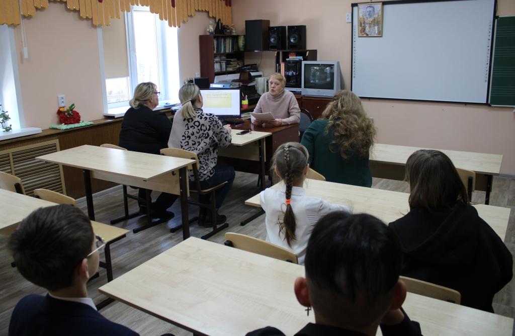 В Детской школе искусств г. Красноармейска на отделении фортепианного искусства состоялось два открытых урока.