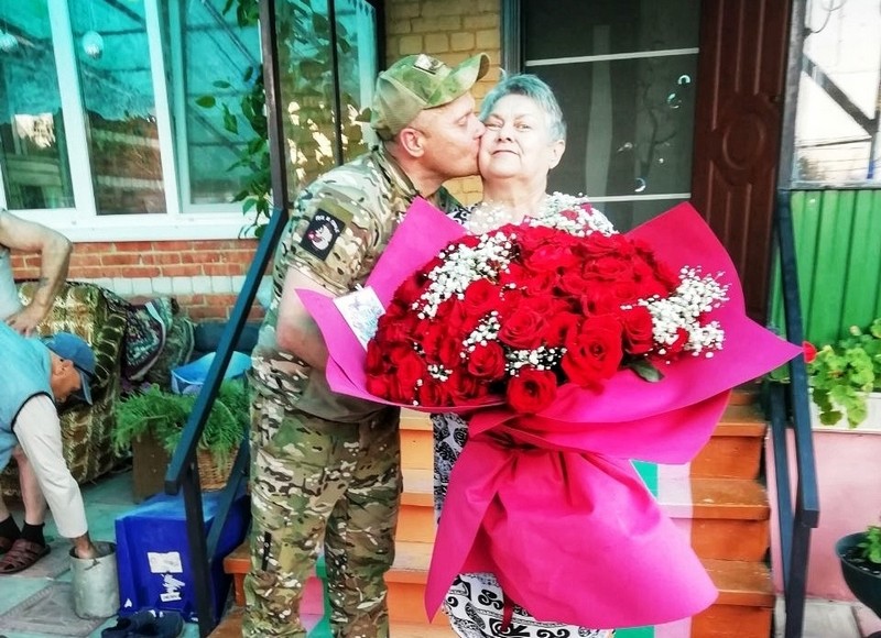 Поступок, говорящий громче слов.