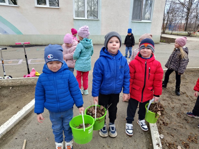 Какие помощники растут!.