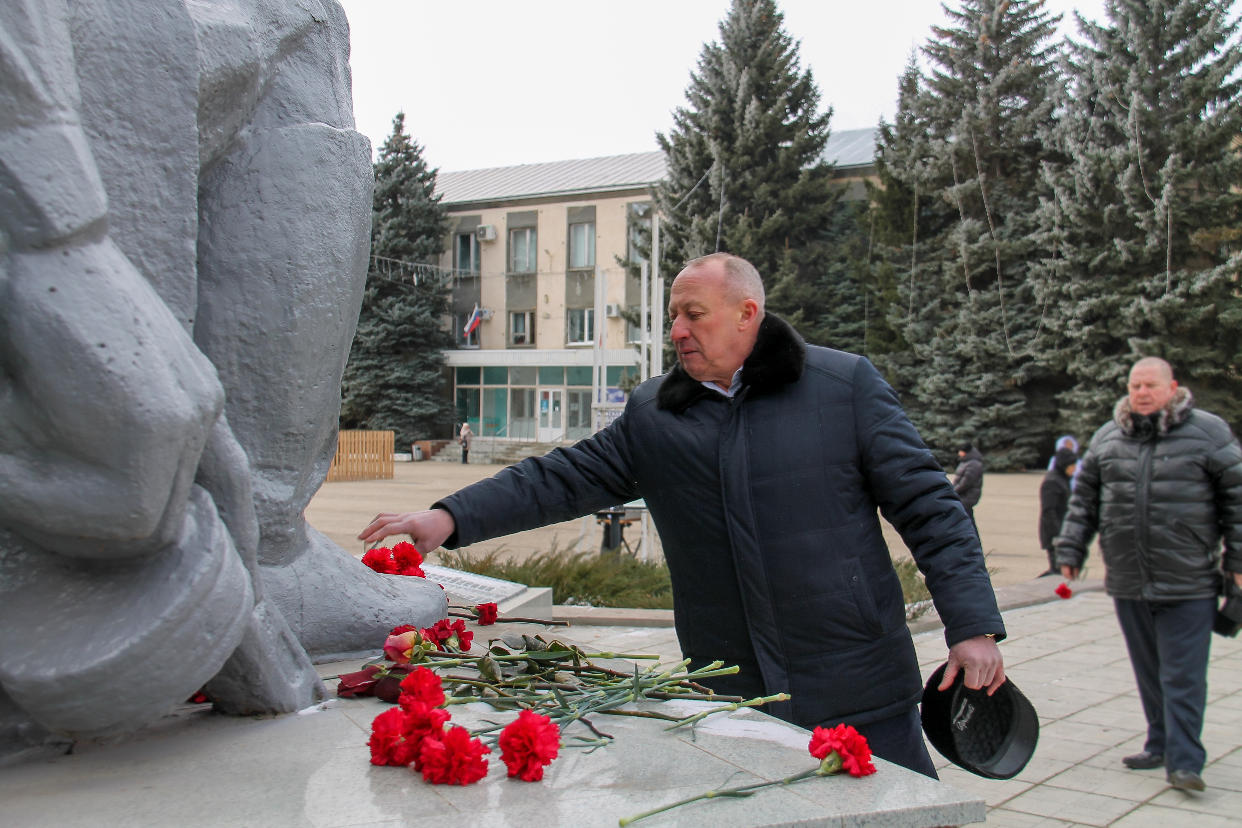 Фото памятного мероприятия, посвященного Дню Героев Отечества.