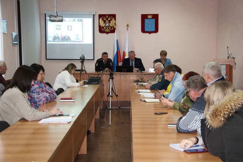 В районной администрации прошло очередное заседание постоянно действующего совещания.