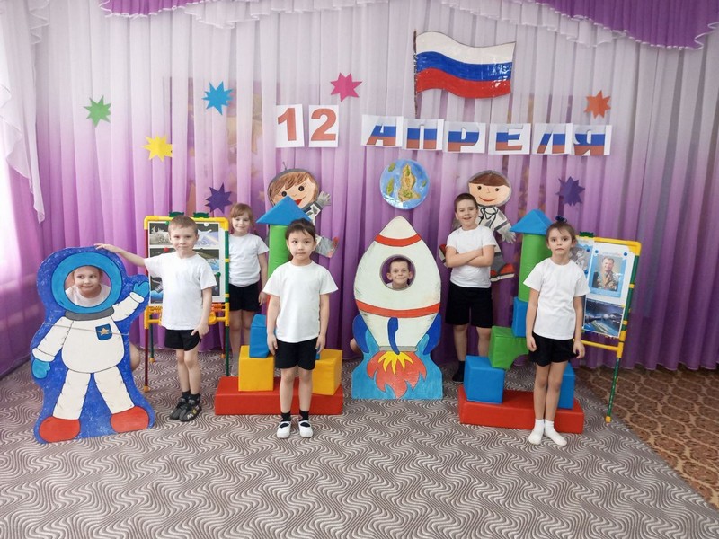 Мы ловкие и смелые.