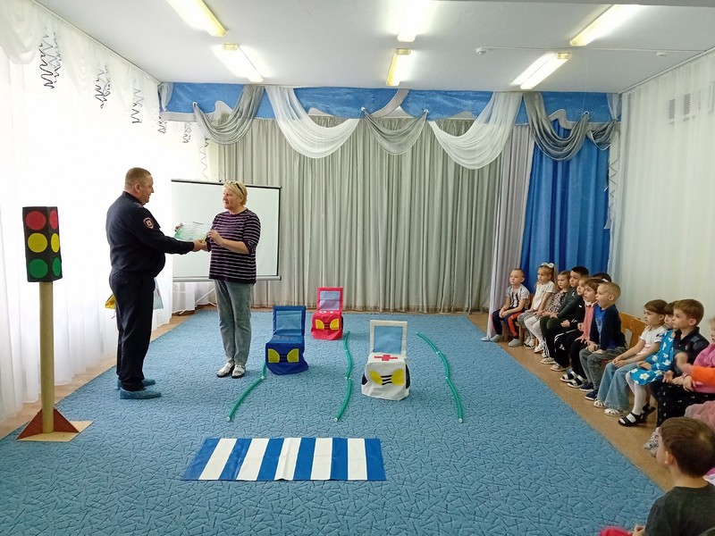 Внимание, весенние каникулы!.