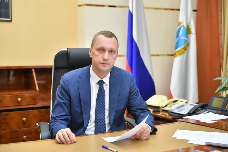 Поздравление от губернатора Саратовской области Романа Бусаргина с Днём защитника Отечества.