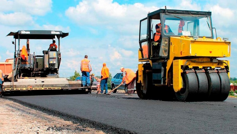 В 12 районах области завершили ремонт внутрипоселковых дорог .