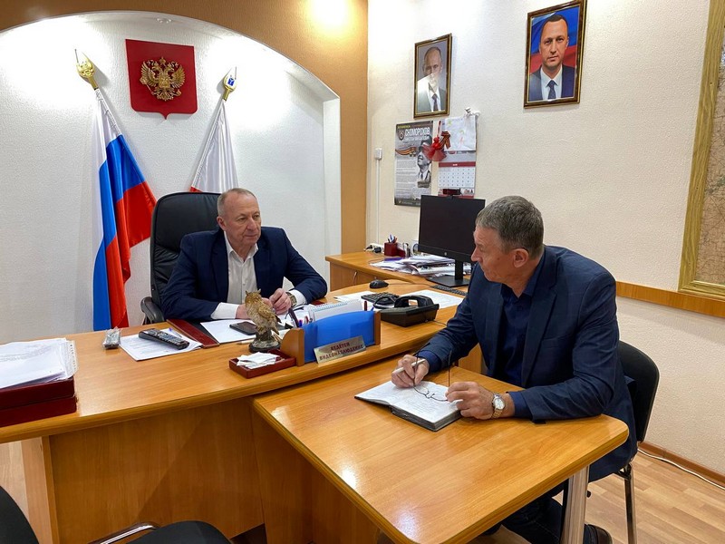 Александр Зотов обсудил подготовку к посевной.