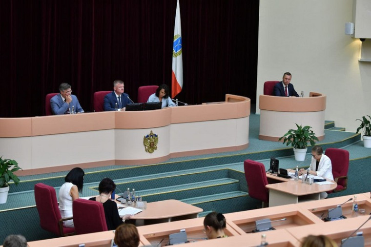 Депутаты областной Думы поддержали несколько важных инициатив регионального правительства. Депутаты областной Думы поддержали несколько важных инициатив регионального правительства.