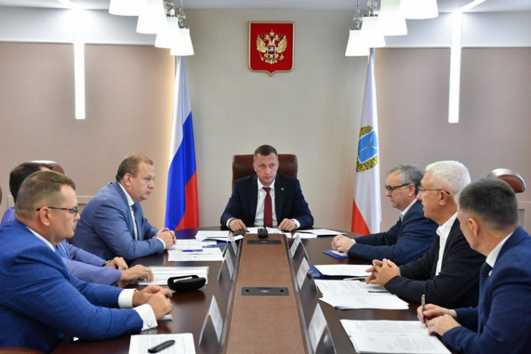 Роман Бусаргин поручил завершить разработку программу по созданию центра беспилотников в первой половине сентября. Роман Бусаргин поручил завершить разработку программу по созданию центра беспилотников в первой половине сентября.