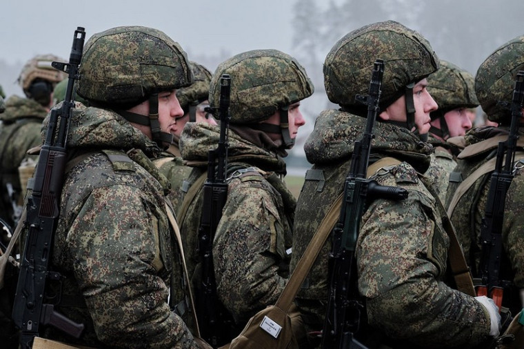 Участвующие в СВО военные пенсионеры получат полную компенсацию пенсии. Участвующие в СВО военные пенсионеры получат полную компенсацию пенсии.