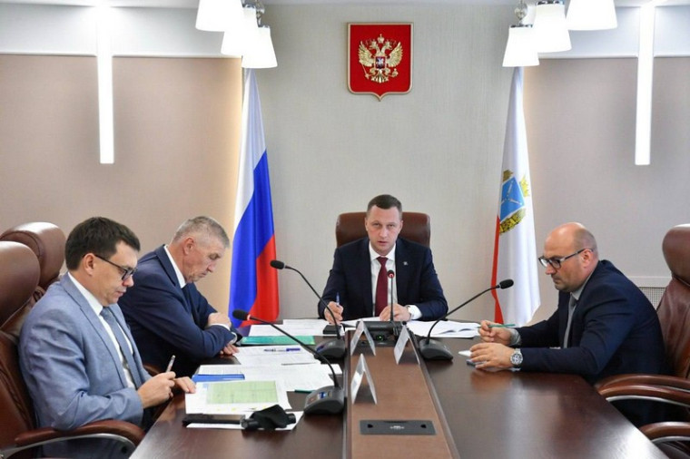 Роман Бусаргин: в Саратовской области расселили более 900 жителей аварийных домов. Роман Бусаргин: в Саратовской области расселили более 900 жителей аварийных домов.