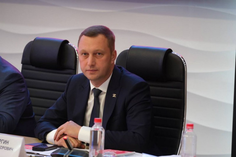 Роман Бусаргин на Совете ПФО рассказал о патриотическом воспитании молодежи в Саратовской области. Роман Бусаргин на Совете ПФО рассказал о патриотическом воспитании молодежи в Саратовской области.