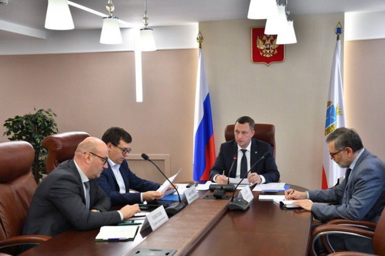 Роман Бусаргин: в рамках второго этапа программы переселения в ближайшее время во всех муниципалитетах будут объявлены аукционы. Роман Бусаргин: в рамках второго этапа программы переселения в ближайшее время во всех муниципалитетах будут объявлены аукционы.