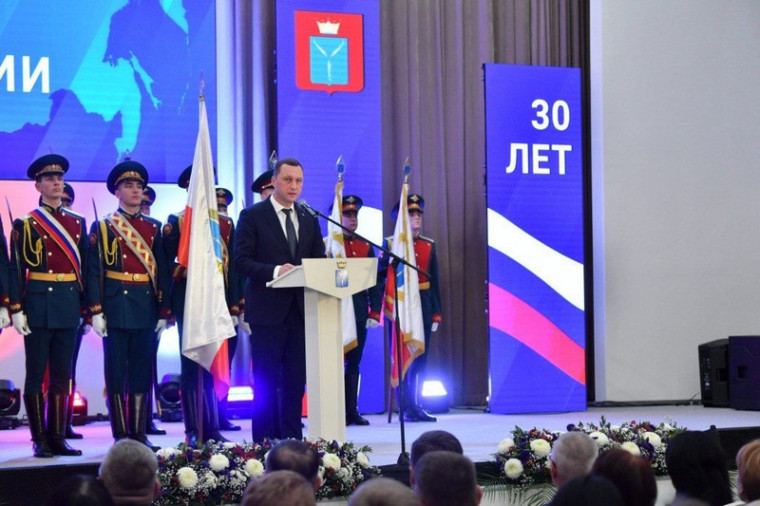 Роман Бусаргин подчеркнул, что основной закон приняли 30 лет назад. Роман Бусаргин подчеркнул, что основной закон приняли 30 лет назад.