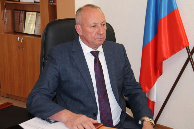 Александр Зотов принимает участие в заседании постоянно действующего совещания. Александр Зотов принимает участие в заседании постоянно действующего совещания.