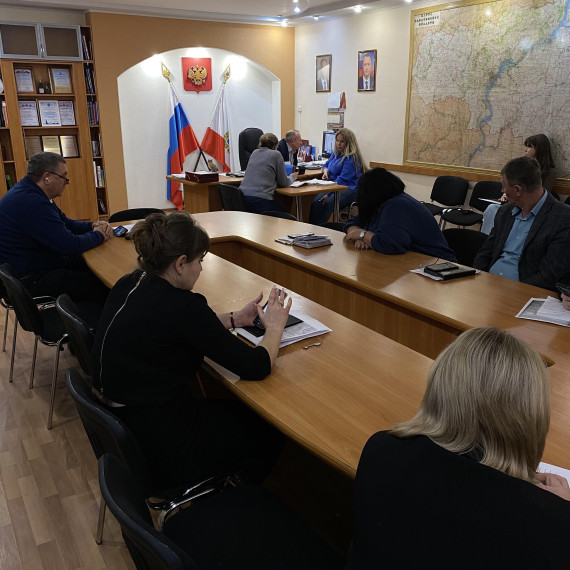 Александр Зотов принял участие в совещании, которое провело министерство по делам территориальных образований Саратовской области. Александр Зотов принял участие в совещании, которое провело министерство по делам территориальных образований Саратовской области.