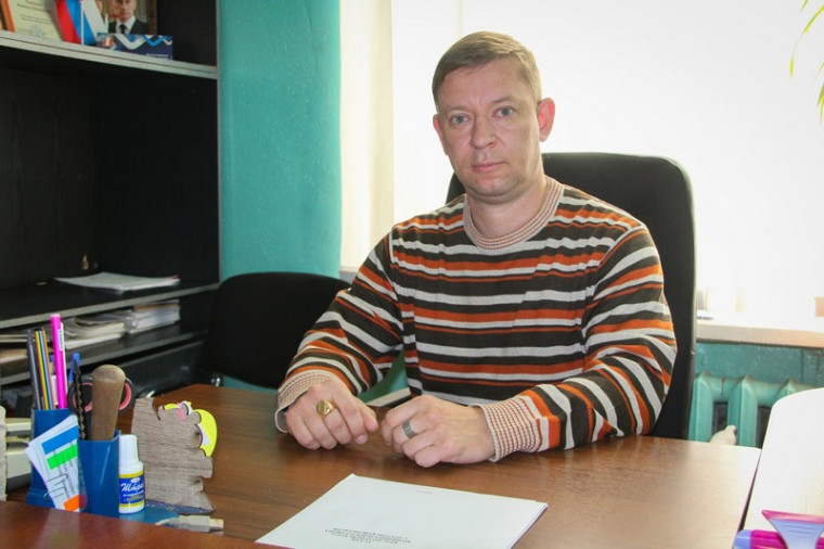 Александр Журавлев продолжает оказывать бесплатную юридическую помощь жителям. Александр Журавлев продолжает оказывать бесплатную юридическую помощь жителям.