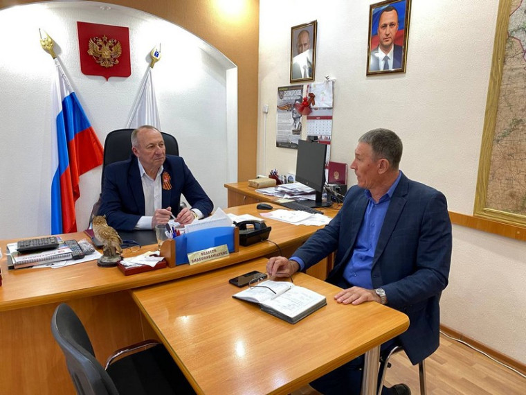 Александр Зотов обсудил подготовку к посевной. Александр Зотов обсудил подготовку к посевной.