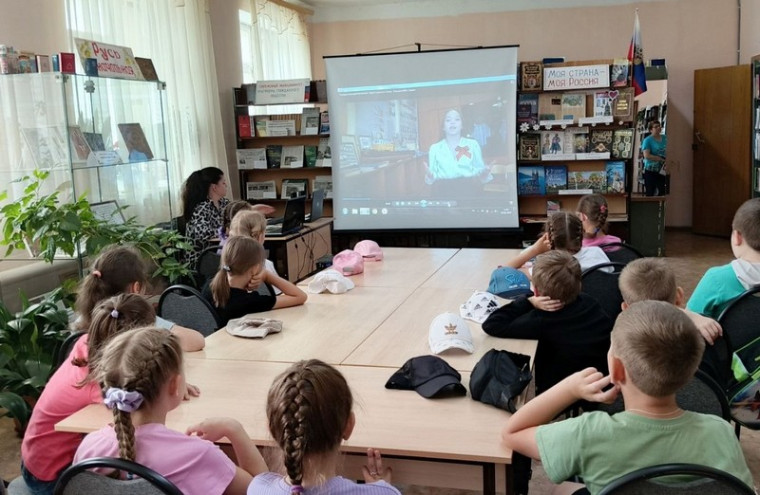 День науки учеников школы № 2 в Центральной библиотеке. День науки учеников школы № 2 в Центральной библиотеке.