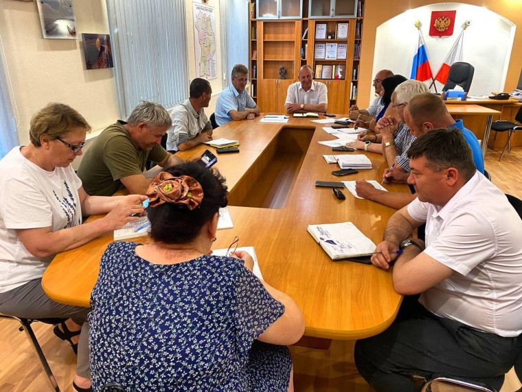 Совещание по подготовке к новому отопительному сезону. Совещание по подготовке к новому отопительному сезону.