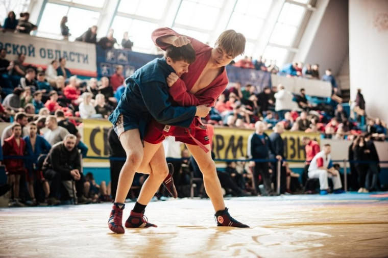 Воспитанники спортивной школы Красноармейска успешно выступили на открытом турнире по самбо.